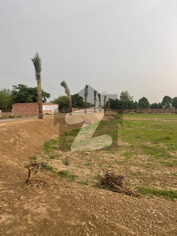 Farmhouse Gated Community 1 Kanal Plot For Sale