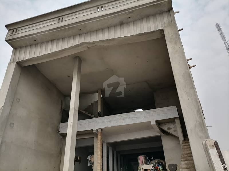 پاجیگی روڈ پشاور میں 15 مرلہ عمارت 14 کروڑ میں برائے فروخت۔