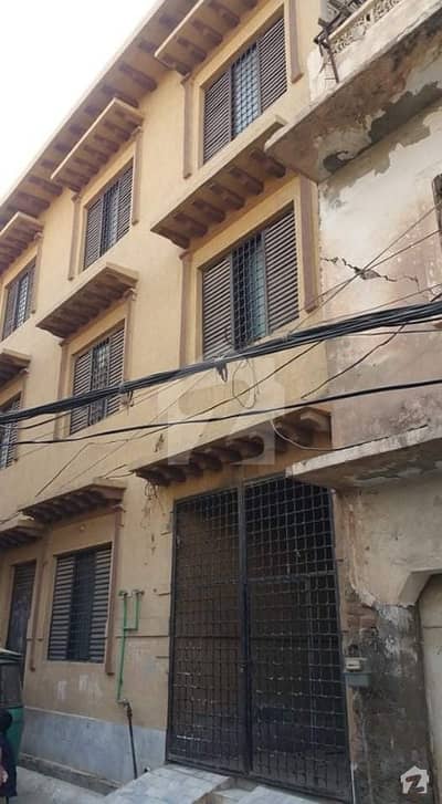 1800 Square Feet Flat Available For Sale In Gulabad