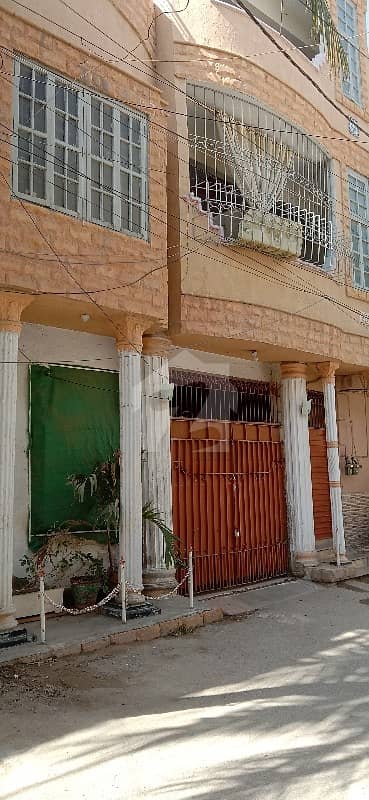 ڈیفینس ویو فیز 1 ڈیفینس ویو سوسائٹی کراچی میں 5 کمروں کا 5 مرلہ مکان 3 کروڑ میں برائے فروخت۔
