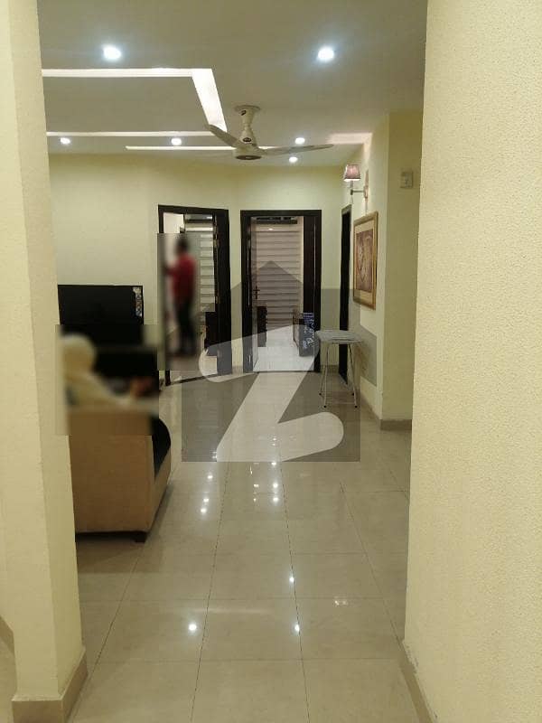 ائیرایوینولگثری اپارٹمنٹس ڈی ایچ اے فیز 8 ڈیفنس (ڈی ایچ اے) لاہور میں 2 کمروں کا 5 مرلہ فلیٹ 60 ہزار میں کرایہ پر دستیاب ہے۔