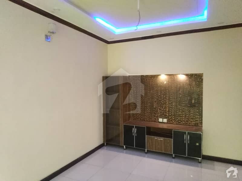 Fairly-priced 10 Marla House Available In Lahore