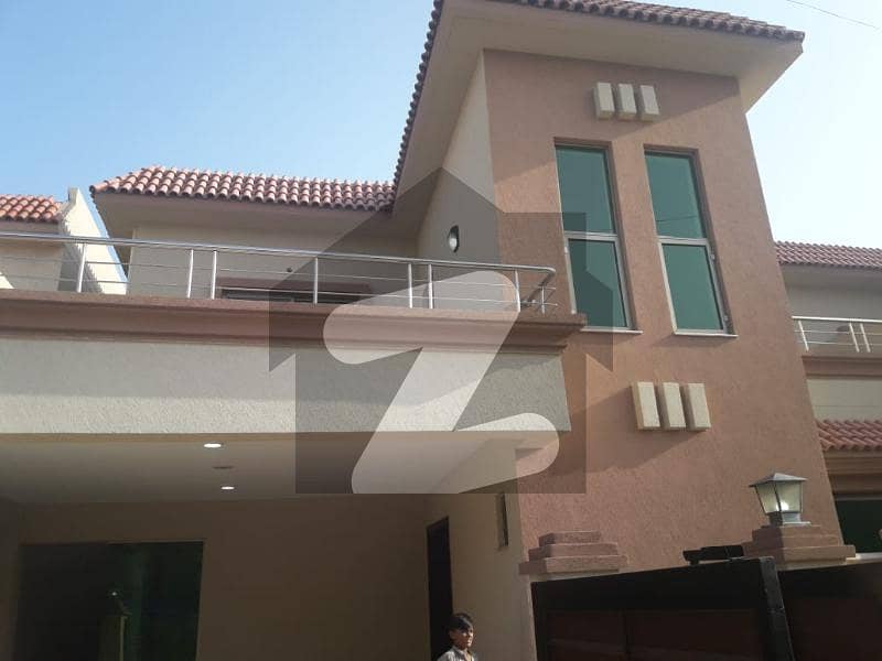 10 MARLA 3 BED ROOM SD HOUSE FOR RENT