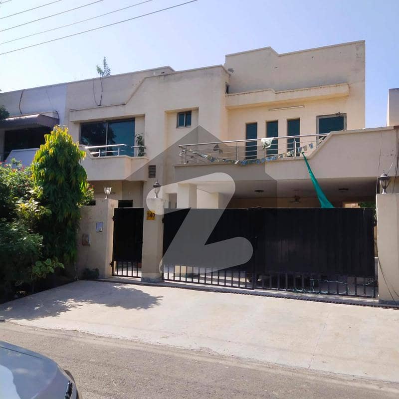 Prime Location 3 Beds Sd House For Rent In Askari 11