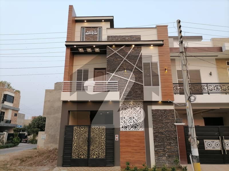 Facing Park 3.3 Marla House Available In Jeewan City - Phase 4 For sale
