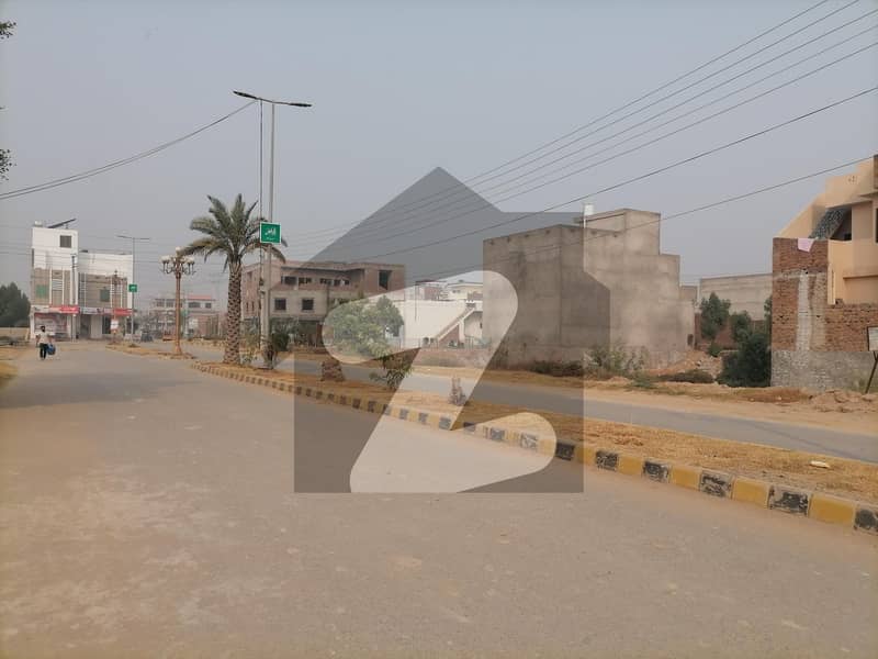 10 Marla Residential Plot For sale In Khayaban-e-Naveed