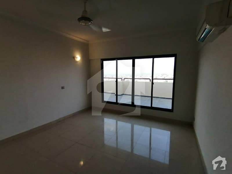 5 Bed Penthouse Available For Sale