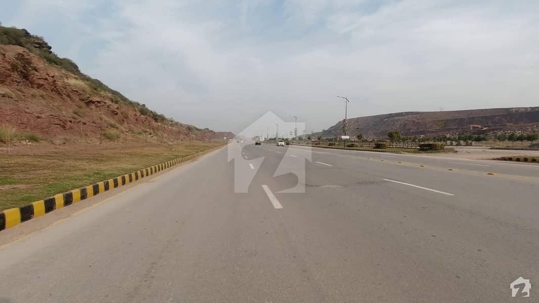 Highly-coveted 5 Marla Residential Plot Is Available In Bahria Town For Sale
