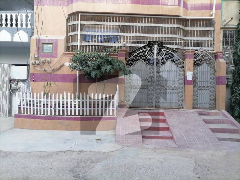 North Karachi - Sector 7-D 120 Square Yards Upper Portion Up For sale