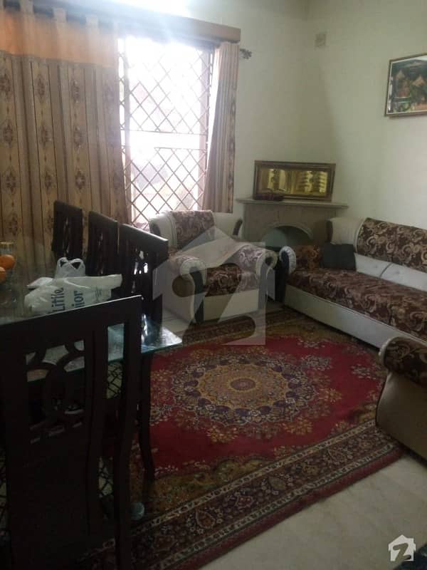 افشاں کالونی راولپنڈی میں 4 کمروں کا 6 مرلہ مکان 1.3 کروڑ میں برائے فروخت۔