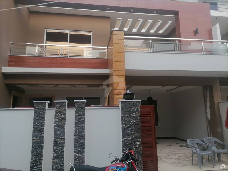 Spaciously Planned 11 Marla House In Main Mansehra Road Available