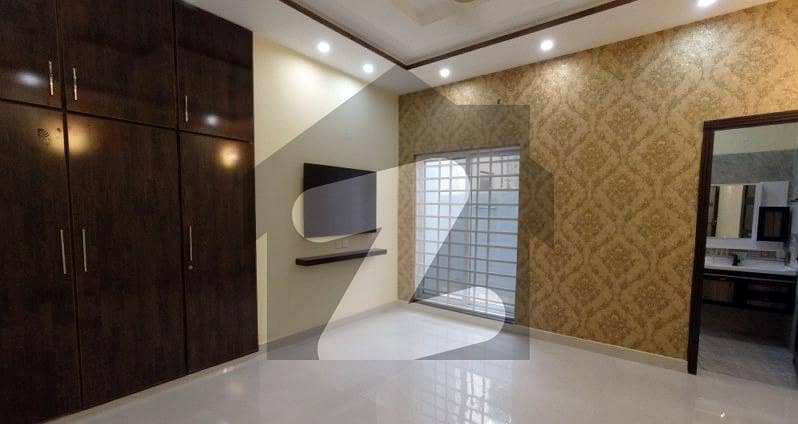 1 Kanal Lower Portion Is Available For rent In Judicial Colony Phase 1