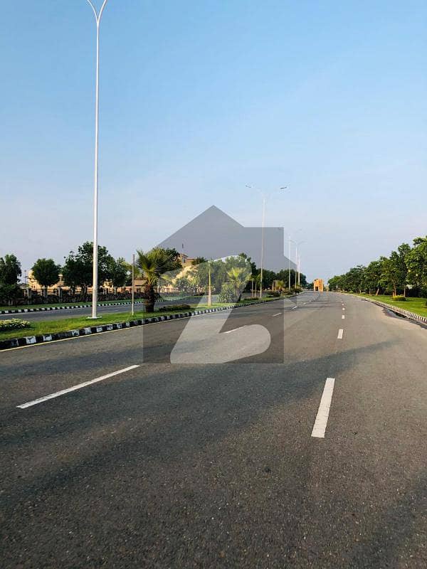 Golden Deal 5 Marla Commercial Plot Very Rare Opportunity In Lake City Lahore.