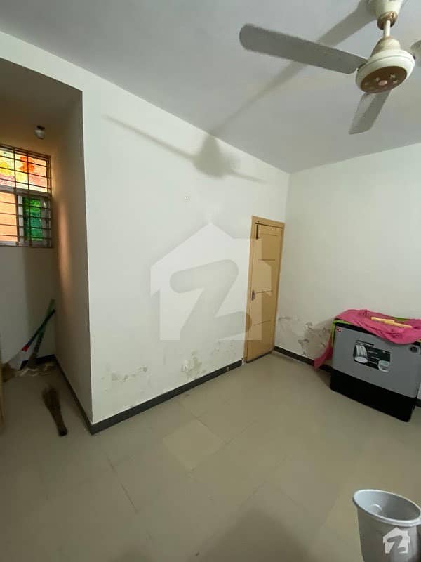 1 Kanal Basement For Rent