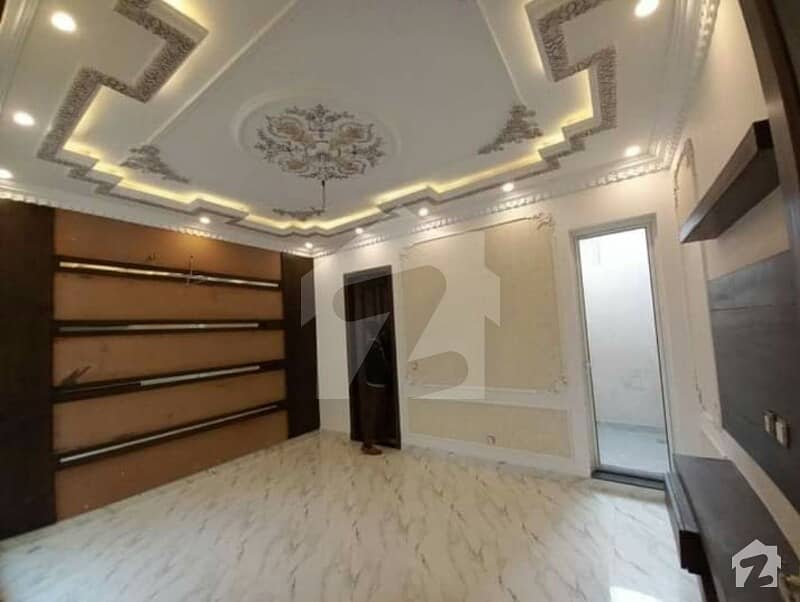 A Beautiful And Lavish House For Sale In Bahria Town Phase 8