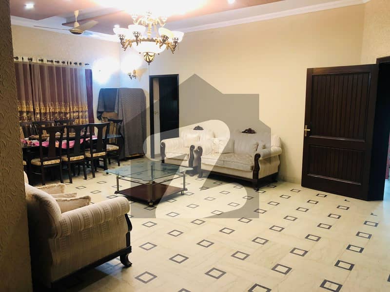 جوڈیشل کالونی فیز 1 جوڈیشل کالونی لاہور میں 3 کمروں کا 10 مرلہ بالائی پورشن 40 ہزار میں کرایہ پر دستیاب ہے۔