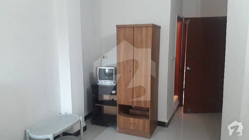 Furnished Room For Working Professionals On Monthly Basis