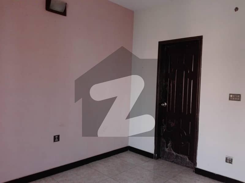 5 Marla House Available For sale In Sultan Town