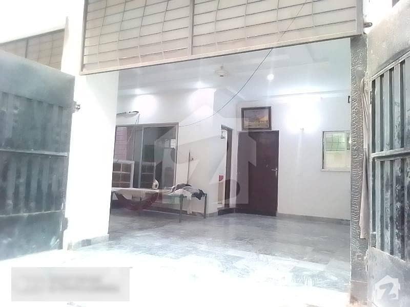 1350 Square Feet House Available For Sale In Bhatta Chowk If You Hurry