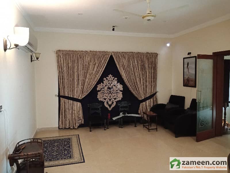 1 Kanal House Furnished and Non Furnished is Available For Rent In DHA Phase 6 Lahore