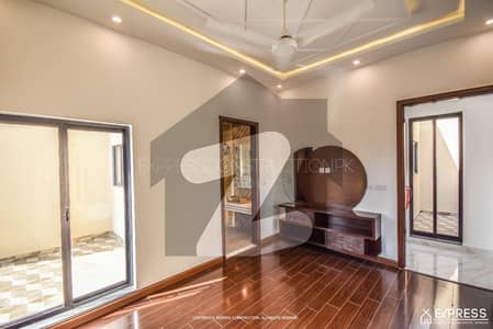 1 Kanal House For rent Is Available In Judicial Colony Phase 1