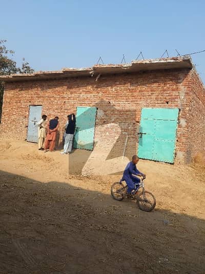 مہر آباد چیچہ وطنی میں 3 کمروں کا 8 مرلہ مکان 41 لاکھ میں برائے فروخت۔