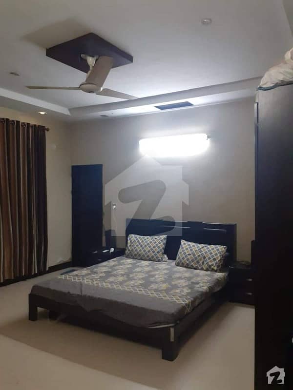 ناظم آباد 3 - بلاک بی ناظم آباد 3 ناظم آباد کراچی میں 5 کمروں کا 11 مرلہ فلیٹ 1.8 کروڑ میں برائے فروخت۔