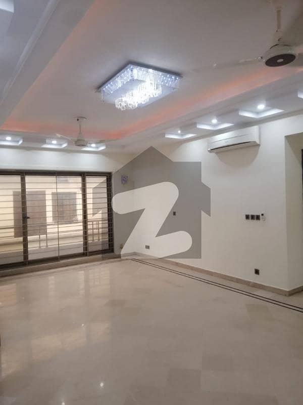 E-11 3 Multi Outstanding Neat And Clean Upper Portion 3 Bedrooms Rent Rs. 140,000