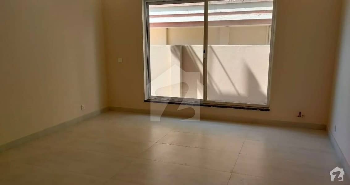 In G-13 1125 Square Feet Flat For Sale