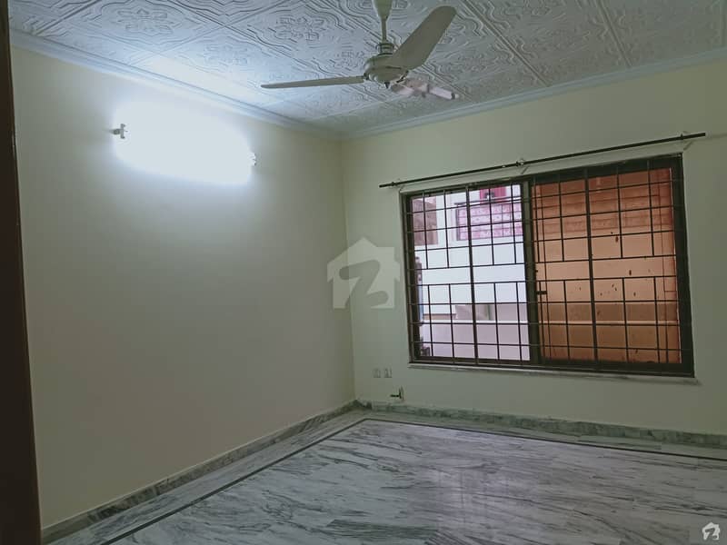 1800 Square Feet House For Sale Is Available In F-17