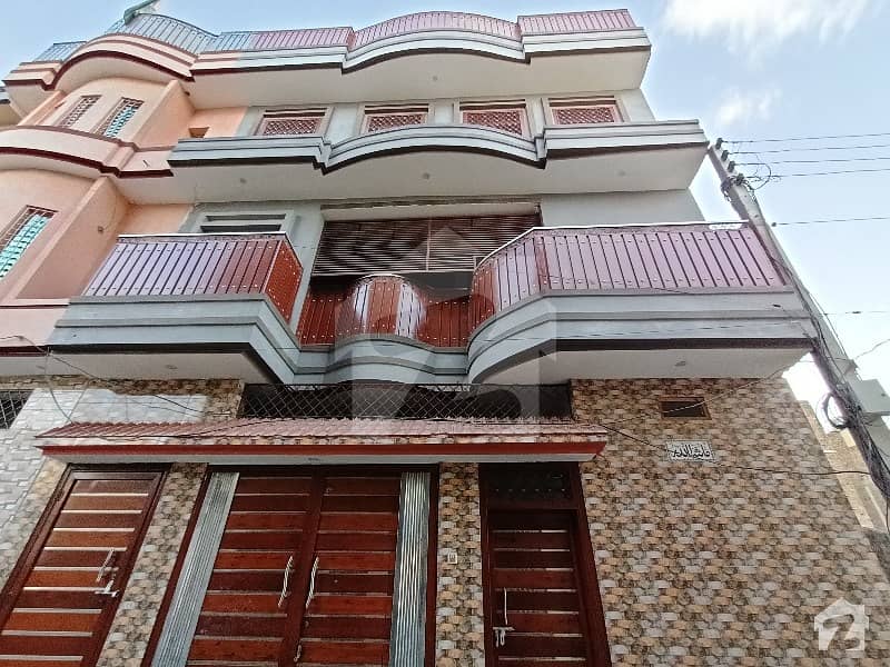 ڈلا زیک روڈ پشاور میں 8 کمروں کا 5 مرلہ مکان 2.4 کروڑ میں برائے فروخت۔