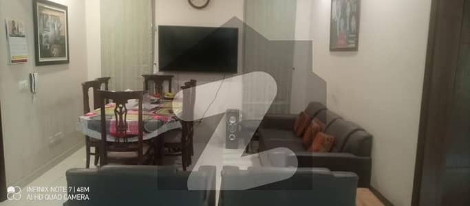 ڈی ایچ اے فیز 7 ایکسٹینشن ڈی ایچ اے ڈیفینس کراچی میں 4 کمروں کا 6 مرلہ مکان 5 کروڑ میں برائے فروخت۔