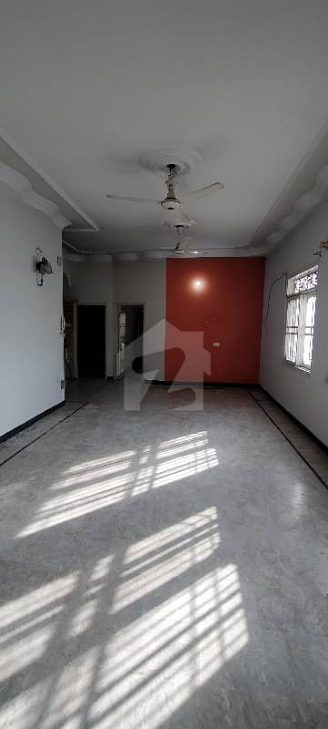240 Square Yard Well Maintained Portion For Rent In Gulistan-e-Jauhar - Block 3