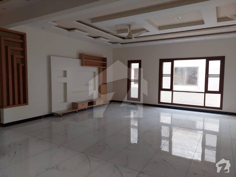 5400 Square Feet House In Gulistan-E-Jauhar - Block 7 For Sale