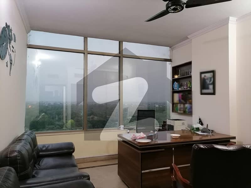 Good 1200 Square Feet Flat For Rent In Main Boulevard Gulberg