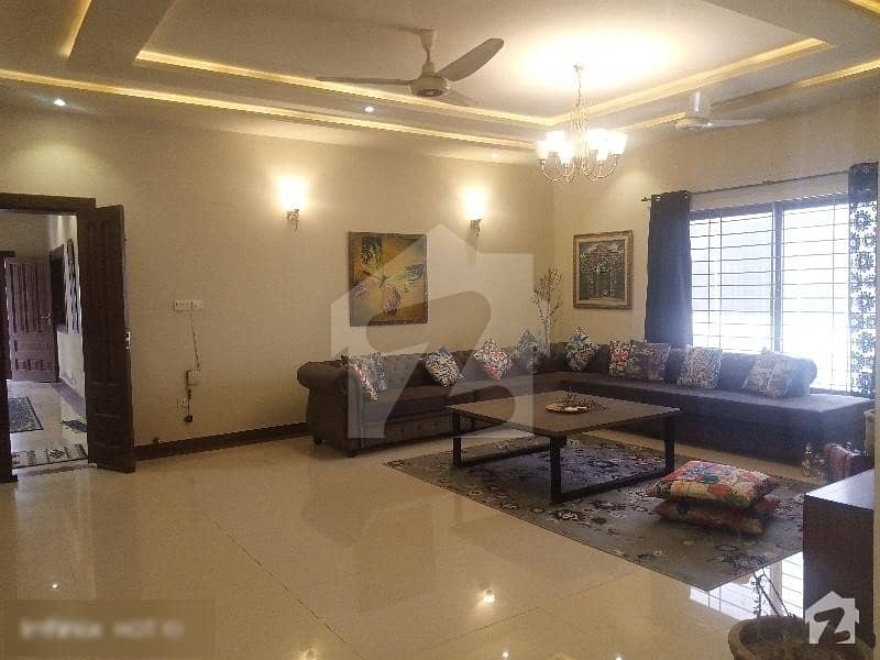 A Beautiful And Lavish Non Furnished Upper Portion For Rent In Bahria Town Phase 8