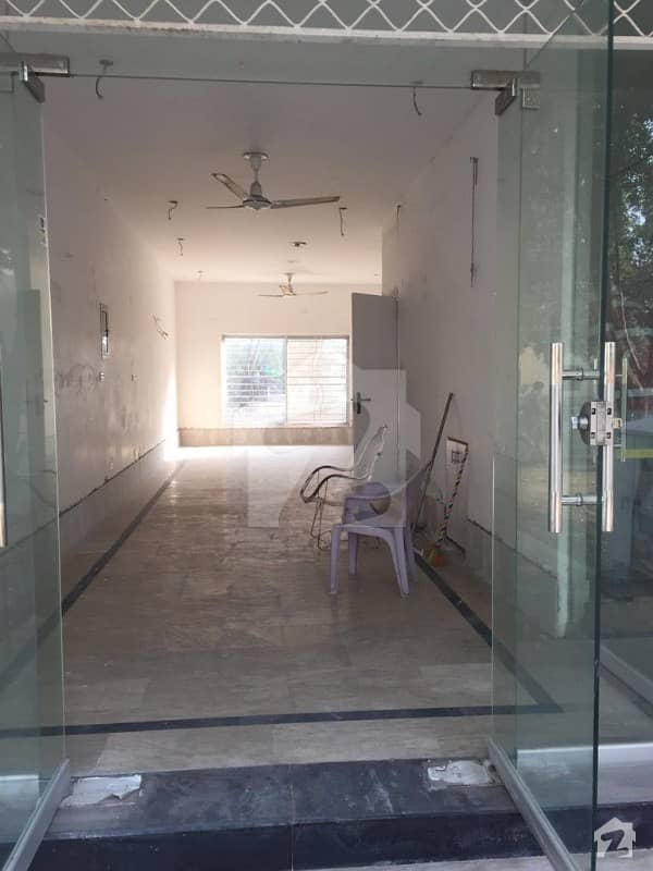 3 marla commercial  Hall on rent available  in Bahria Town lahore(SA)
