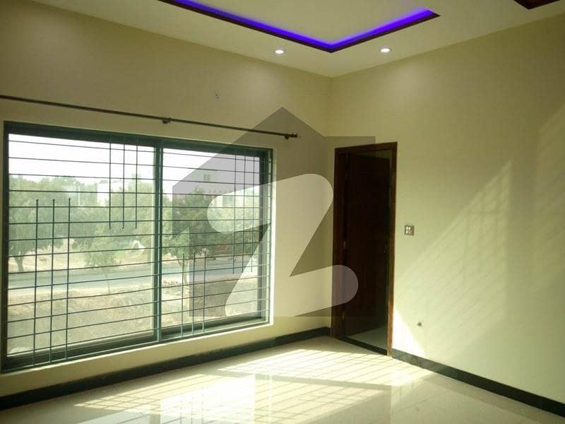 5.33 Marla House For Sale In Rs. 13,500,000 Only