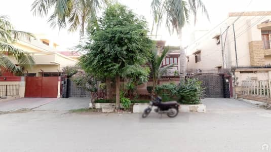 House For Sale At Commissioners Society Main Abul Hassan Isphahani Road Opposite Gulshan Block 4