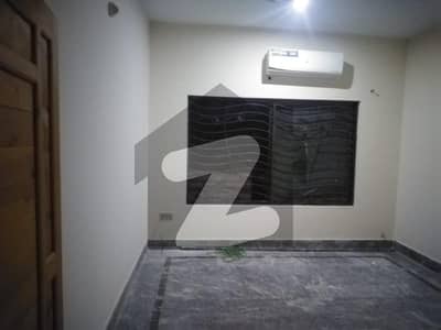 Ideal Location 10 Marla Ground Floor Available For Rent In Public Health Society