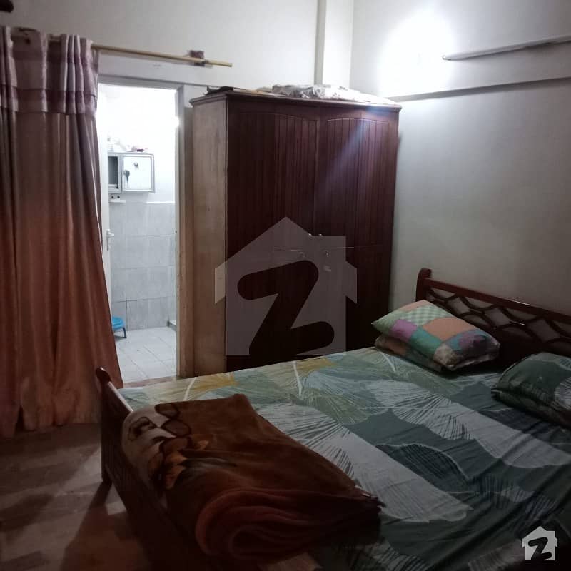 شادمان ٹاؤن - سیکٹر 14 / بی شادمان نارتھ ناظم آباد کراچی میں 3 کمروں کا 5 مرلہ فلیٹ 50 لاکھ میں برائے فروخت۔