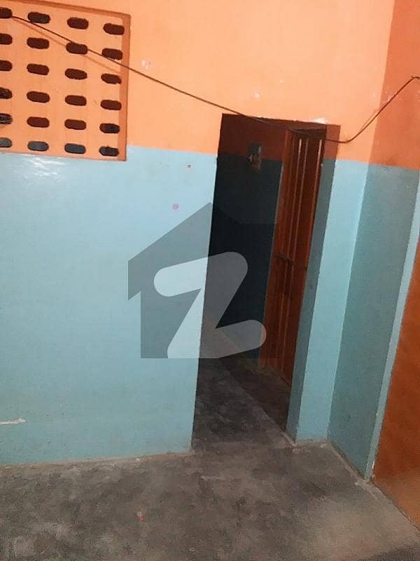 540 Square Feet Lower Portion In Orangi Town For Rent