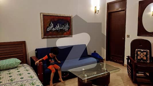 میٹروول کالونی - بلاک 1/4 میٹروول کالونی کراچی میں 6 کمروں کا 10 مرلہ مکان 4.75 کروڑ میں برائے فروخت۔