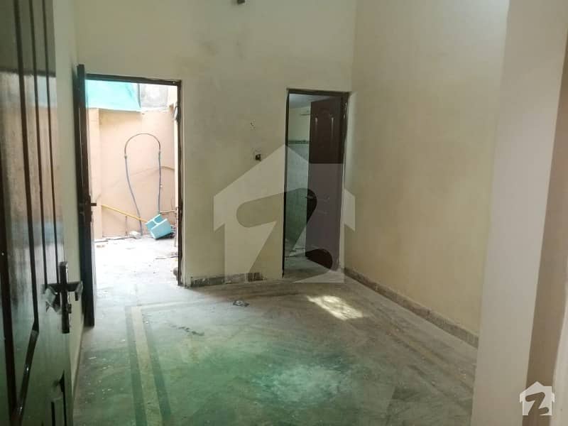 House Of 1575 Square Feet Available For Rent In Sabzazar Scheme - Block A