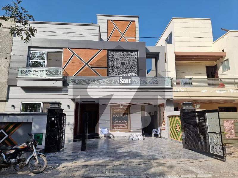 10 Marla Double Story Brand New House For Sale In Bahria Town Awais Qarni Block Lahore