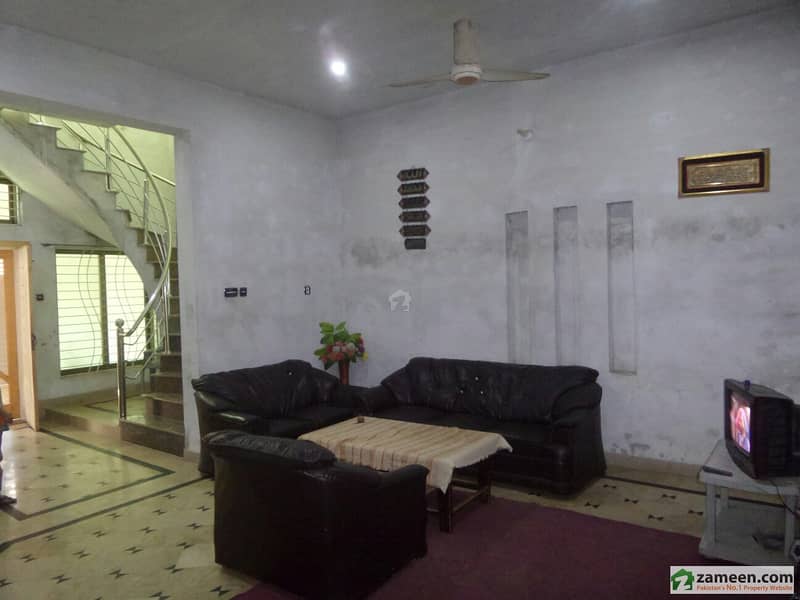 Triple Storey Beautiful Furnished House For Sale At Sabir Piya Town, Okara