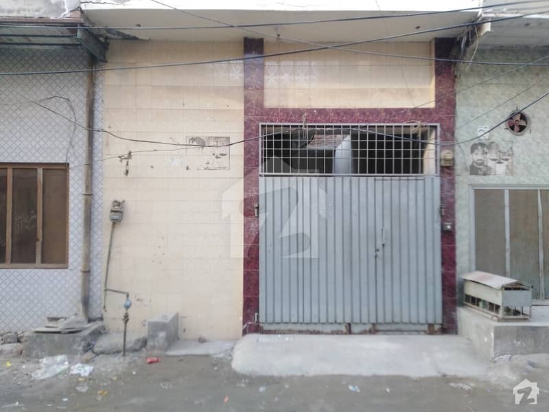 Spacious 2.5 Marla House Available For Sale In Jhang Road