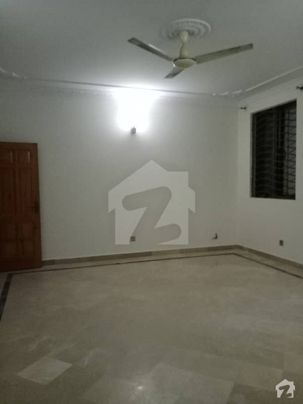 2 Kanal Open Basement Portion Available For Rent