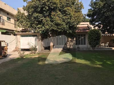 2 Kanal Single Story House Available For Sale