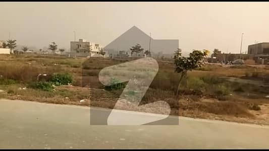 ڈی ایچ اے فیز 7 - بلاک ٹی فیز 7 ڈیفنس (ڈی ایچ اے) لاہور میں 2 کنال رہائشی پلاٹ 5.75 کروڑ میں برائے فروخت۔